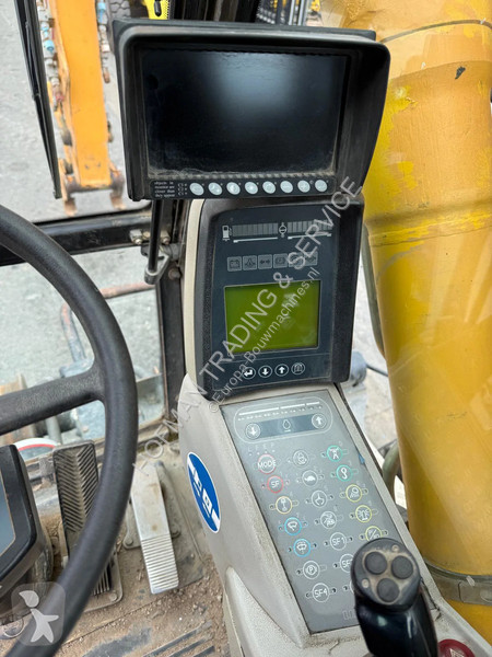 جرافة Liebherr ZW