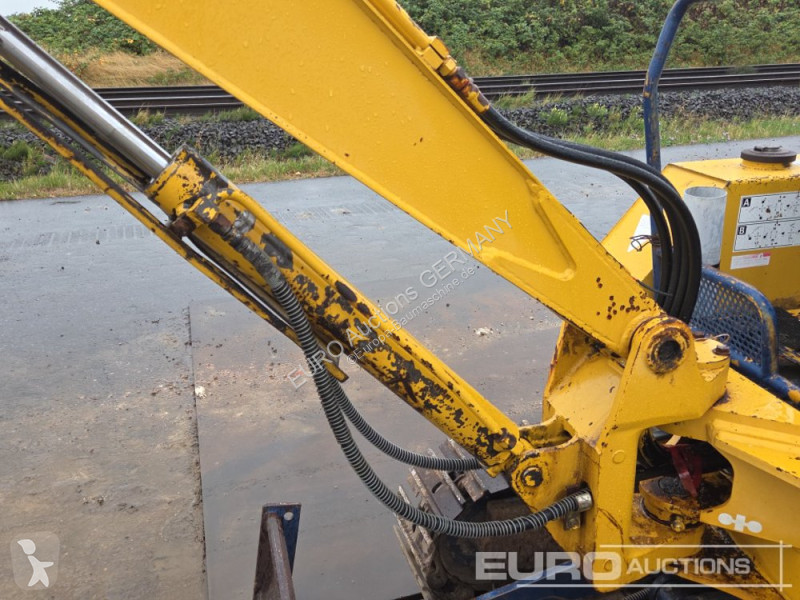 Excavator Komatsu PC10-6