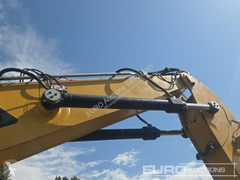 Graafmachine Caterpillar MH3024