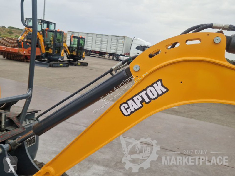 Екскаватор Captok CK20