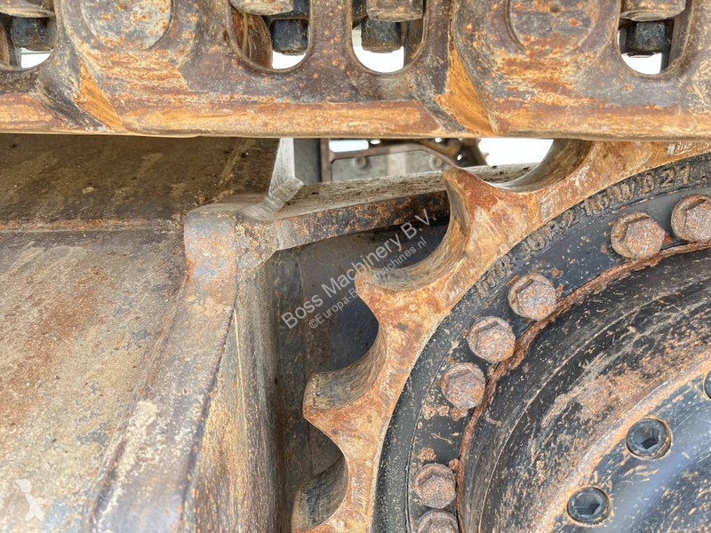 Rýpadlo Volvo - Automatic Greasing / Quick Coupler