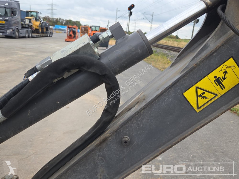 Excavator Volvo EC15E