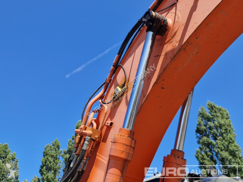 Rýpadlo Hitachi ZX225 USLC3