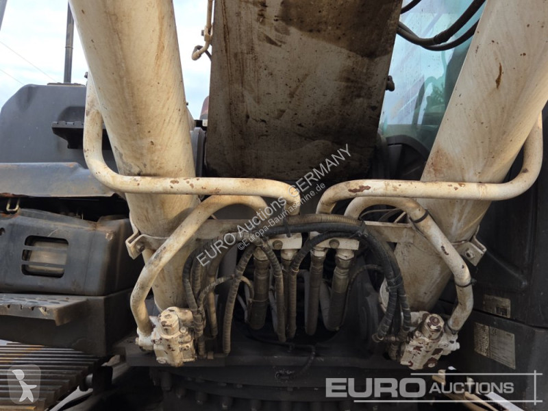 جرافة Hitachi ZX290LCN-5B