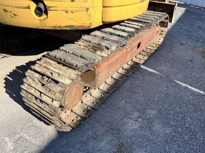 جرافة Komatsu  PC75UU-3