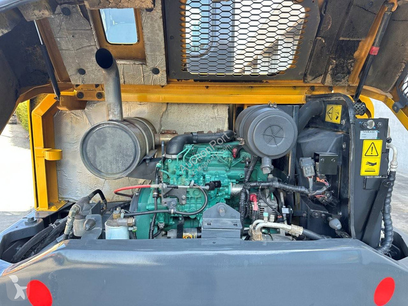 جرافة Volvo D