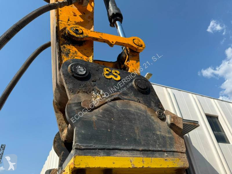 Rýpadlo JCB 210 XLC