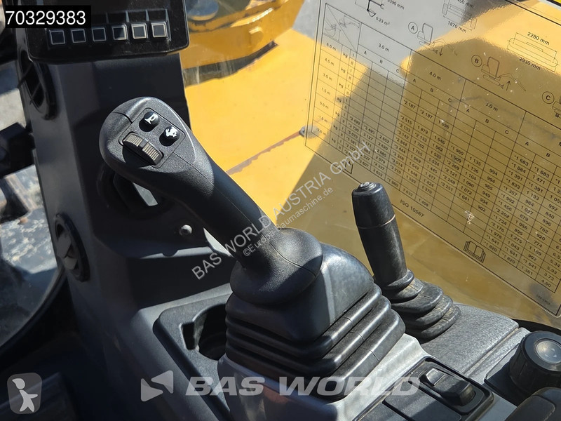 Lopatový nakládač Caterpillar CR