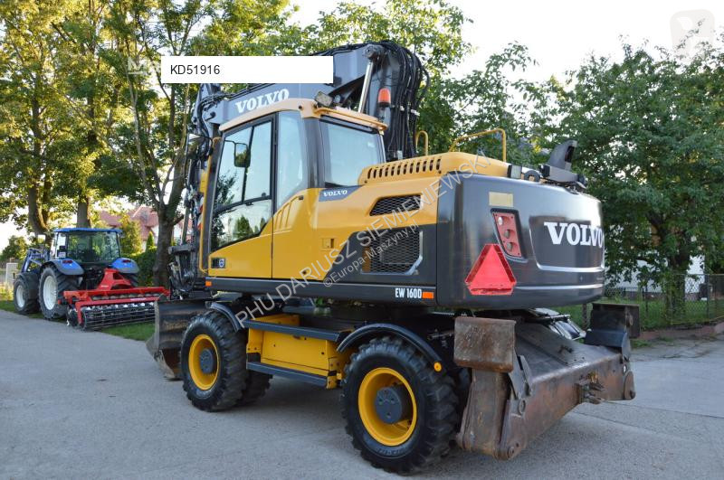 Lopatový nakládač Volvo