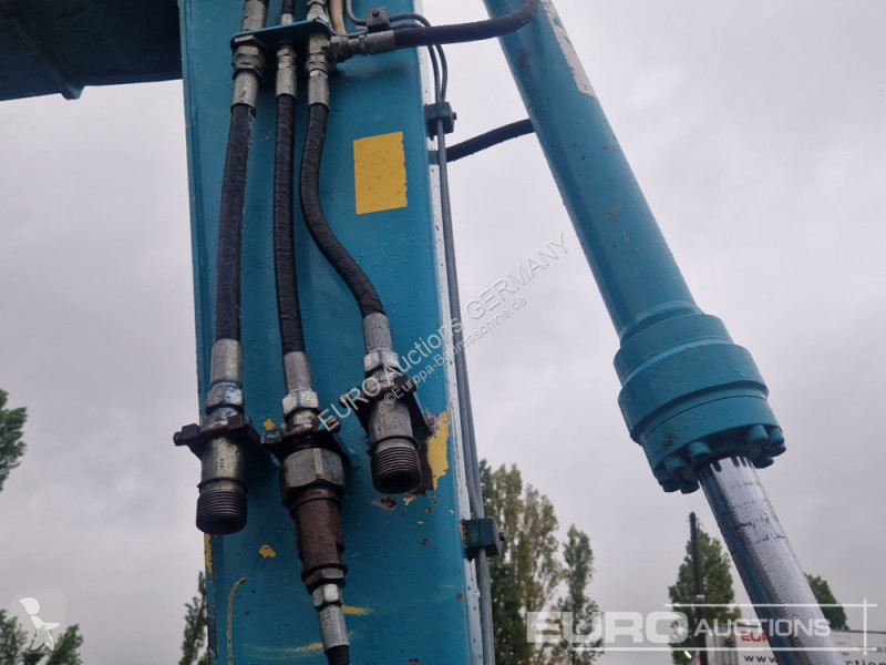 Excavator New Holland