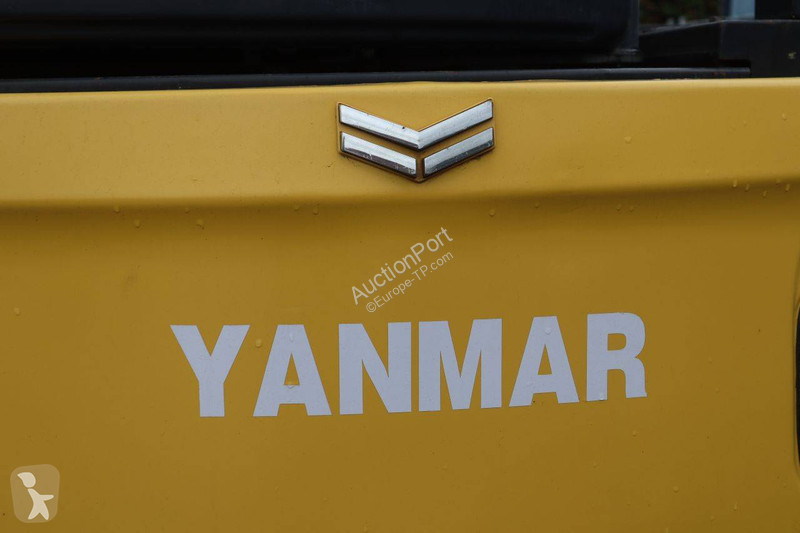 جرافة Yanmar ViO57-6B