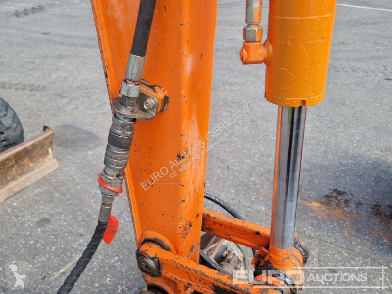 Багер Kubota U274