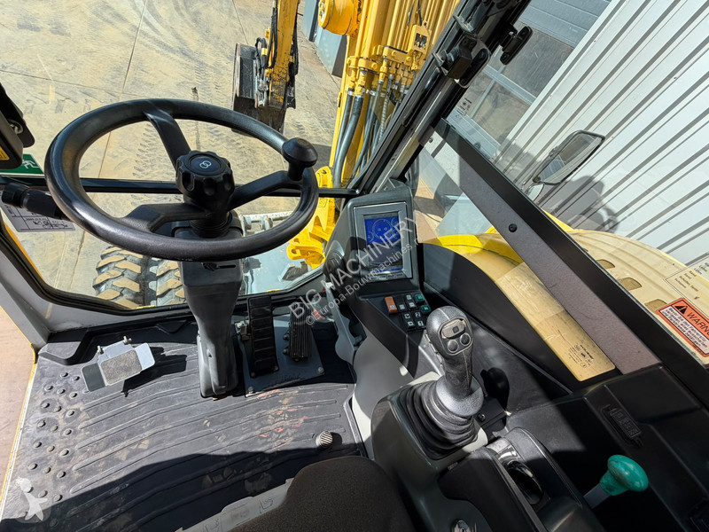 Pelle Takeuchi TB295W-1