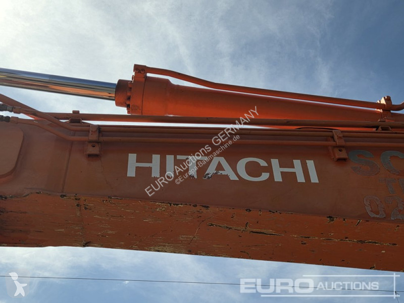 Pelle Hitachi