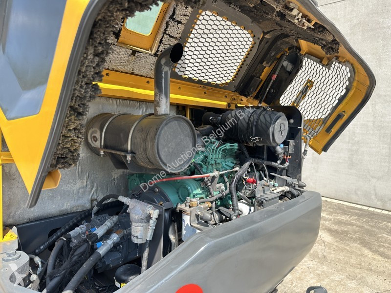 Багер Volvo EC60