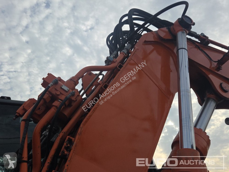 Excavadora Hitachi