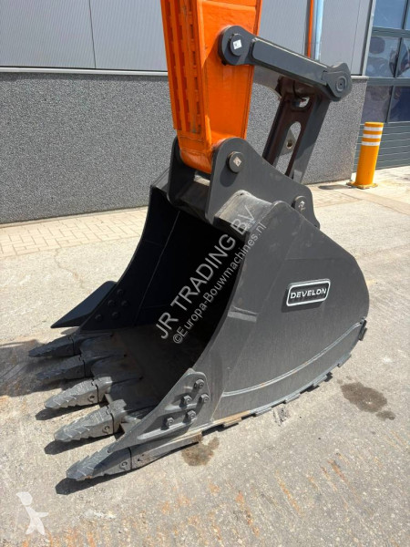 Pelle Doosan LC7M