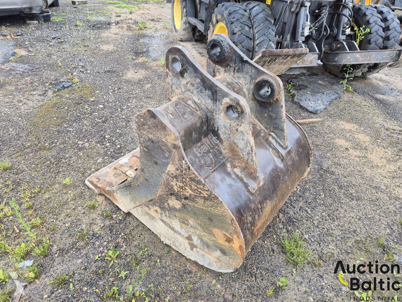 Pelle New Holland 36