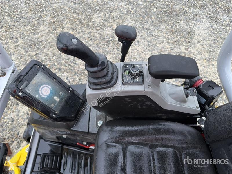 Екскаватор Wacker Neuson E