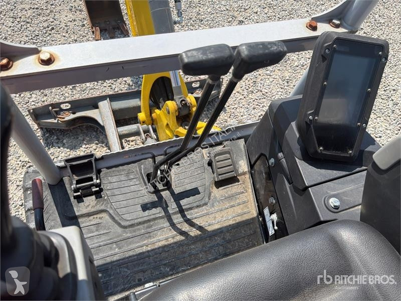 Екскаватор Wacker Neuson E