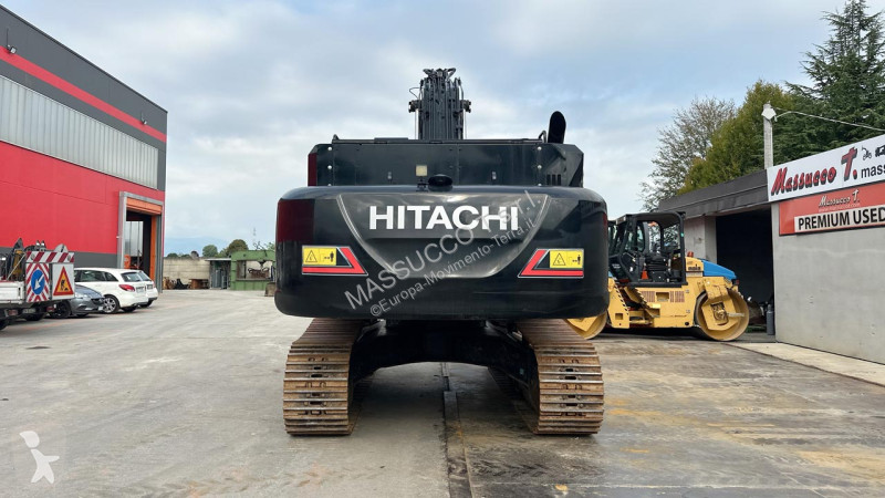 Екскаватор Hitachi 7