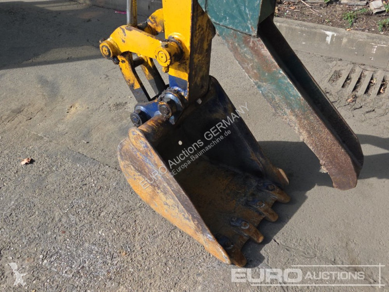 Экскаватор Komatsu 3