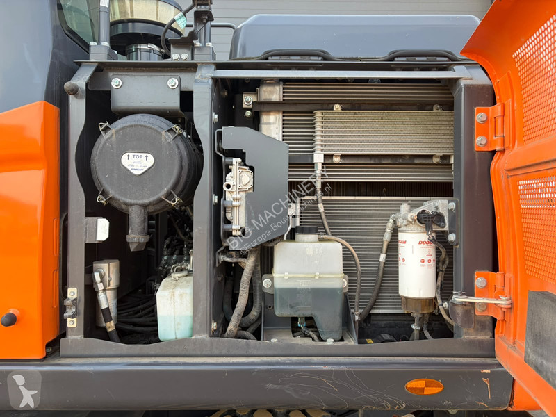 Graafmachine Develon DX160W-7