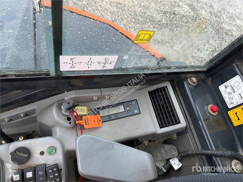 Escavadora Hitachi ZX33U-6 Mini Excavator