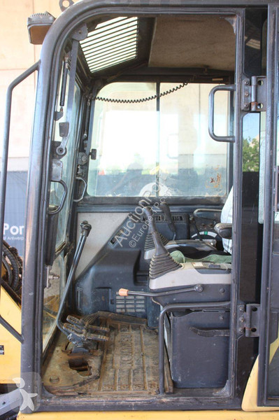 Excavadora Komatsu 7