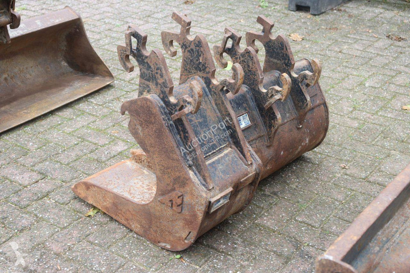 Excavadora Kubota KX030-4