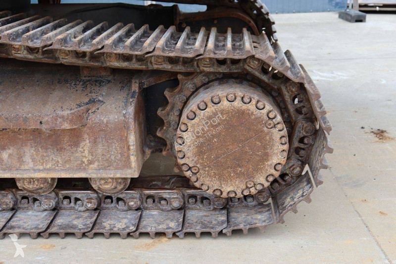 Excavadora Komatsu LC-11