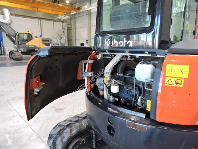 جرافة Kubota U48-4