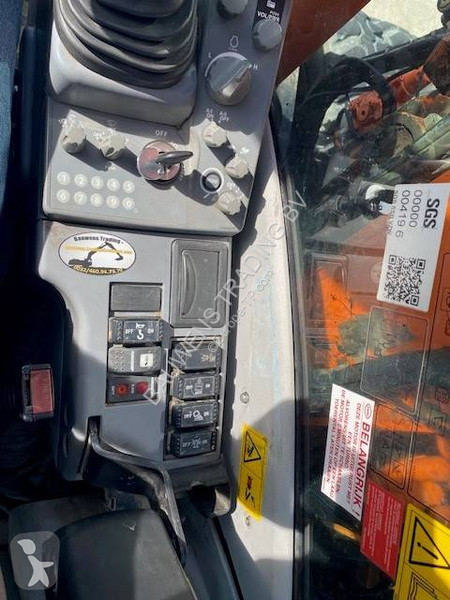 Skovel Hitachi 140 W-6