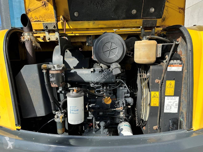 Skovel Komatsu 7