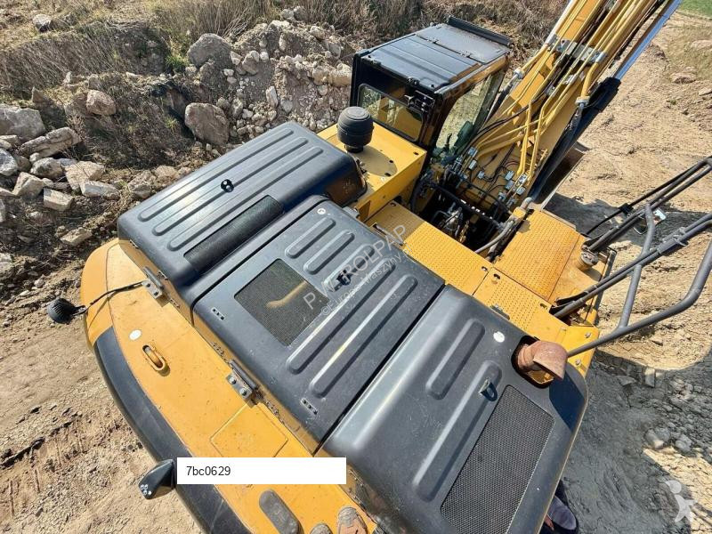 Excavadora Caterpillar