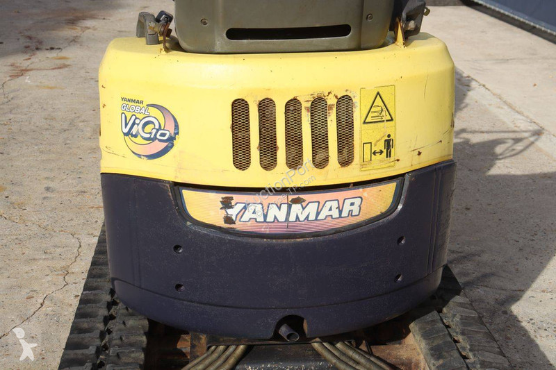 Pelle Yanmar ViO10-2A