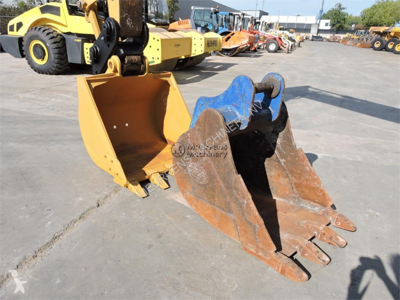 Excavadora Caterpillar 325 F LCR