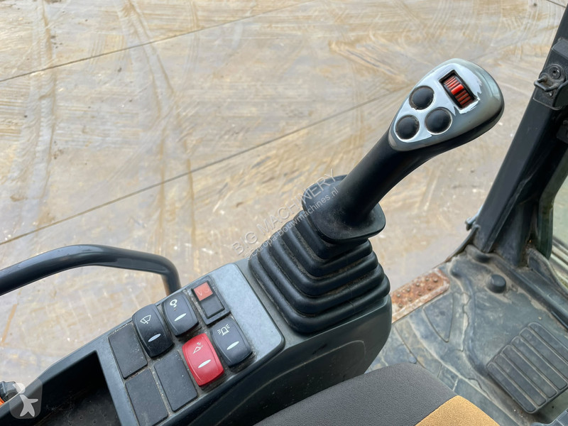 Pelle Doosan 5