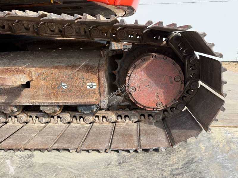 Pelle New Holland Kobelco E235B SR2 - 360°...