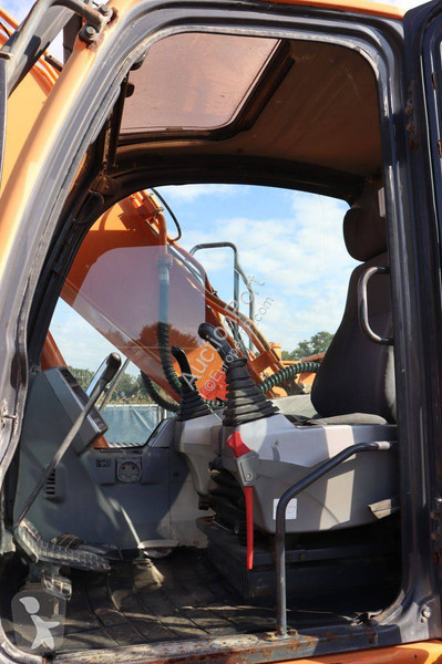 Pelle Doosan