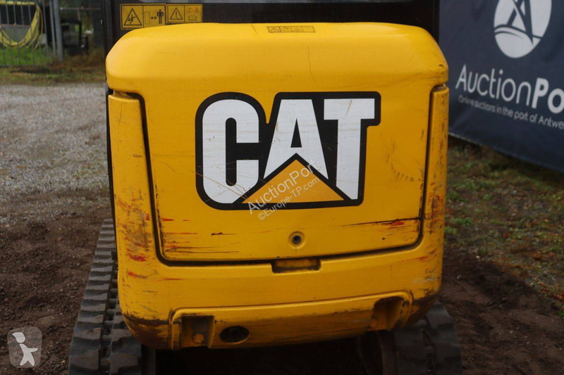 Багер Caterpillar