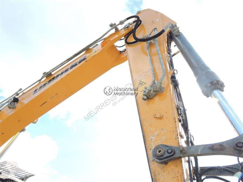 Pelle Liebherr R930