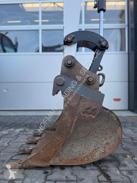جرافة Bobcat E27z