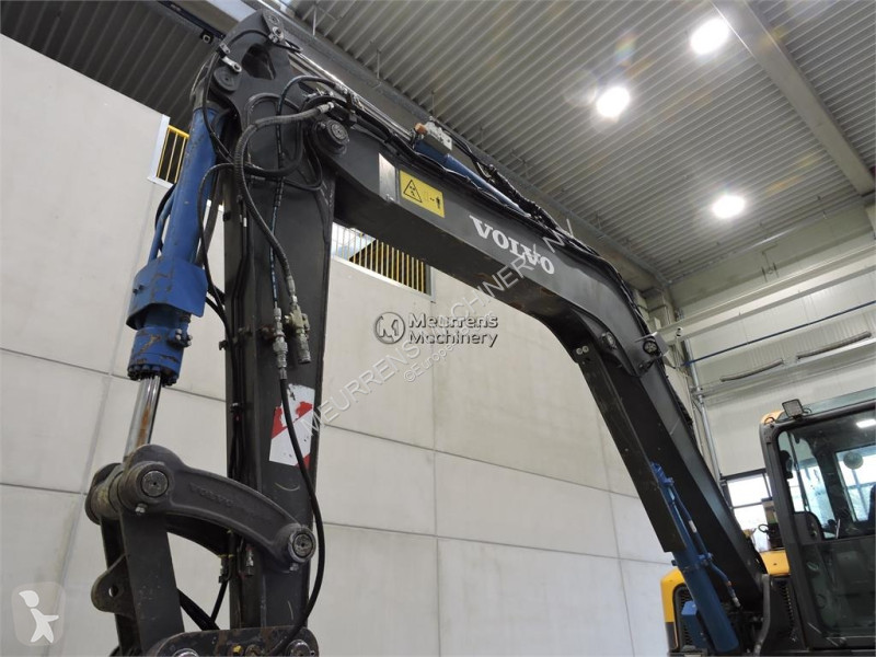 Багер Volvo Automatic Greasing