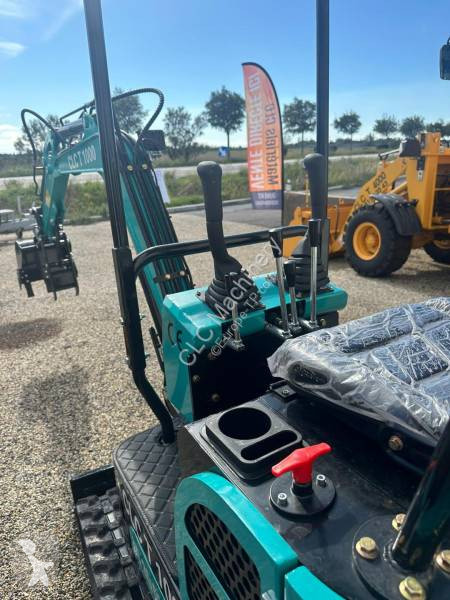 Excavator CLC Mini Pelle CLC T 1000