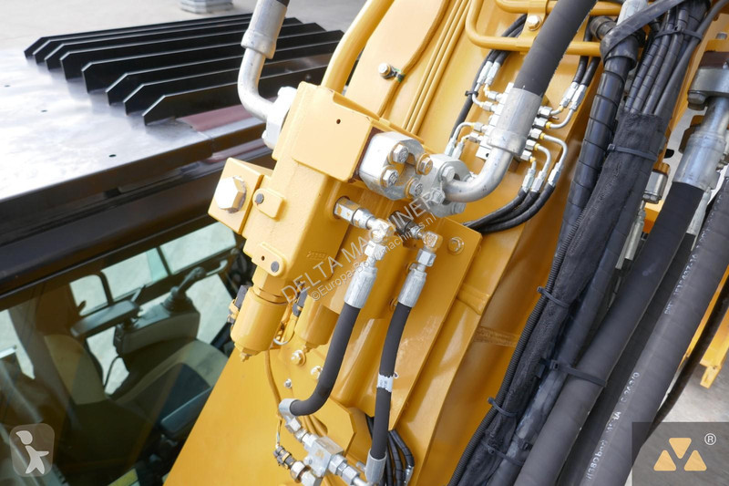 Escavatore Caterpillar 325F LCR
