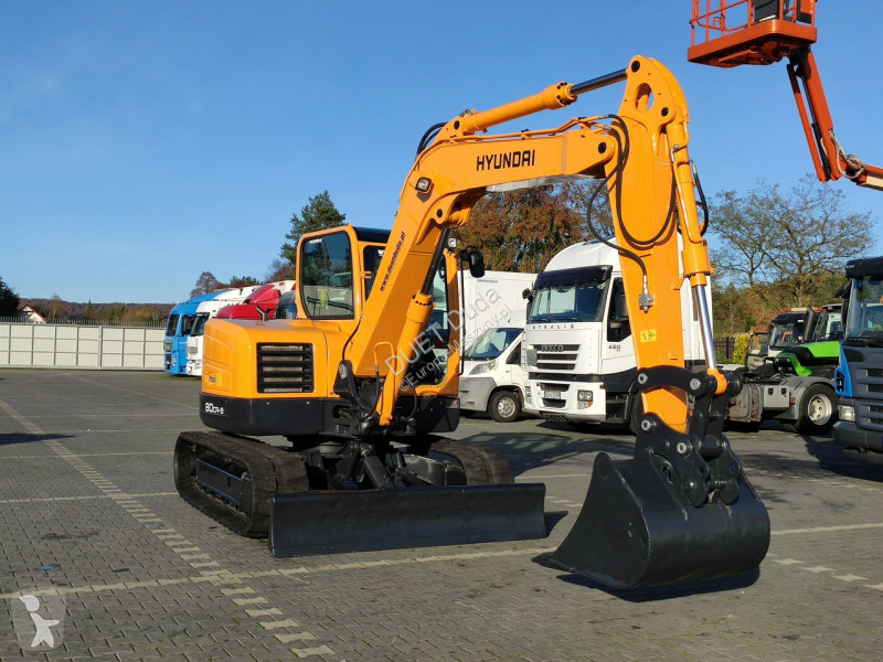 Excavadora Hyundai ROBEX 80CR-9 2013r 8,3 tony