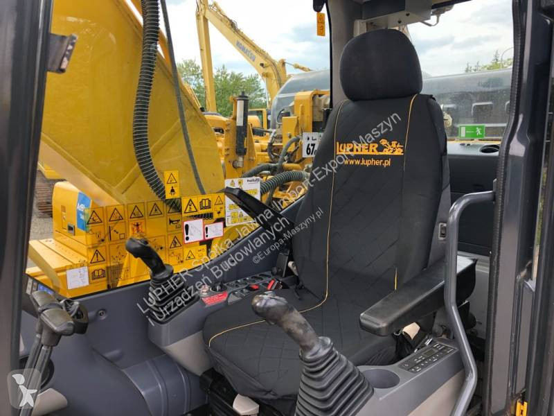Excavator Komatsu PC210LC-11