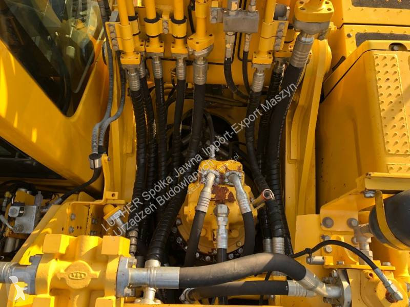 Excavator Komatsu PC490LC-11