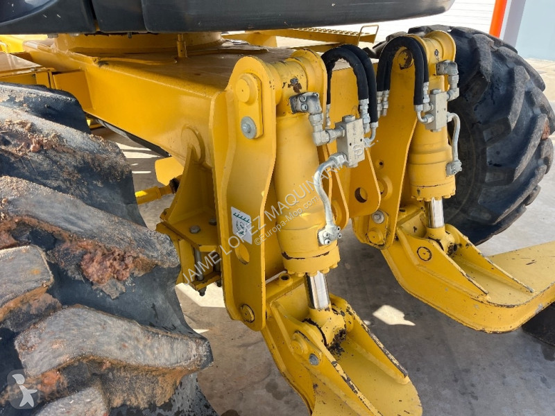 Excavator Komatsu MR-8
